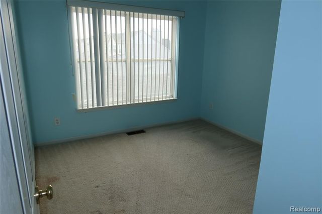 1956 Campau Farms Circle, Detroit, MI 48207