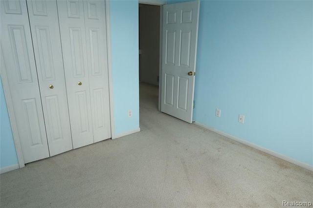 1956 Campau Farms Circle, Detroit, MI 48207