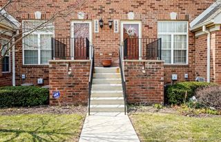 1956 Campau Farms Circle, Detroit, MI 48207