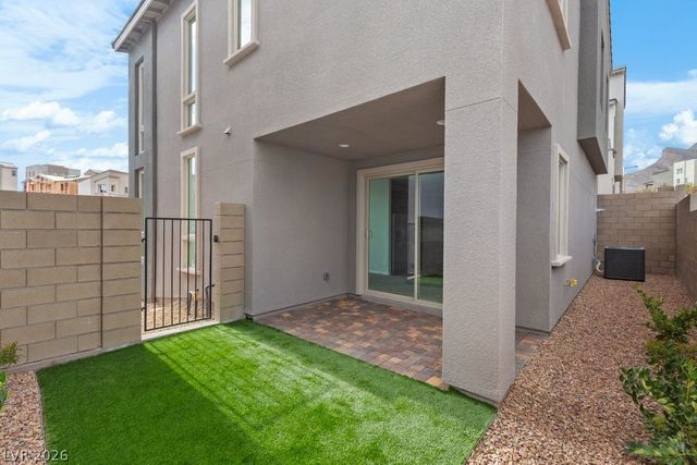 11636 Golden Oriole Avenue, Las Vegas, NV 89138