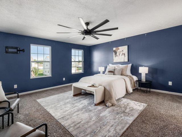 805 Saddle Avenue, Pataskala, OH 43062