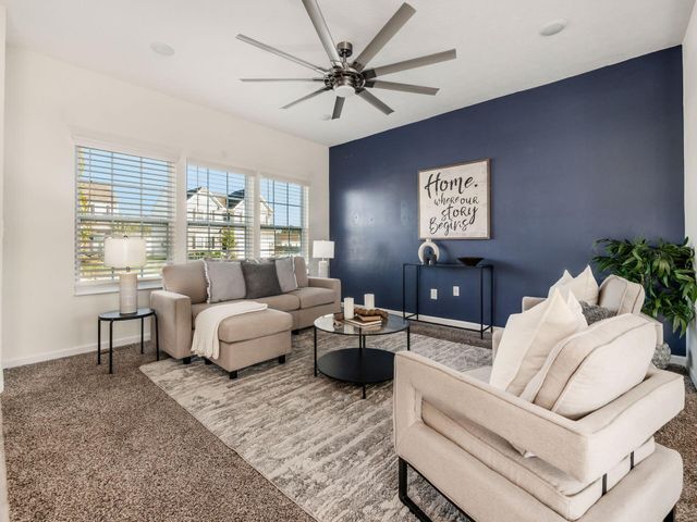 805 Saddle Avenue, Pataskala, OH 43062