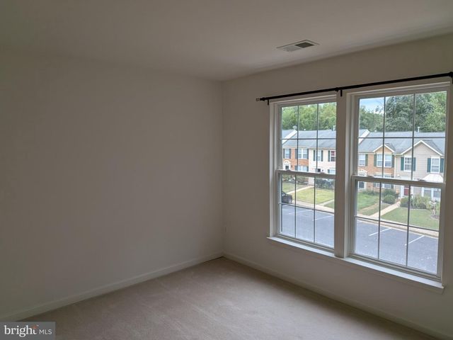 10015 GRASS MARKET CT, Fredericksburg, VA 22408