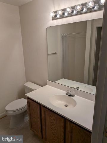 10015 GRASS MARKET CT, Fredericksburg, VA 22408