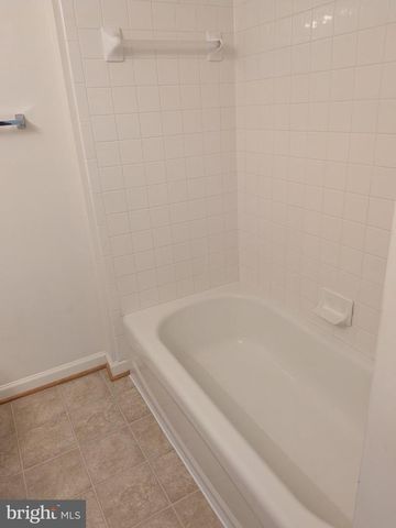 10015 GRASS MARKET CT, Fredericksburg, VA 22408