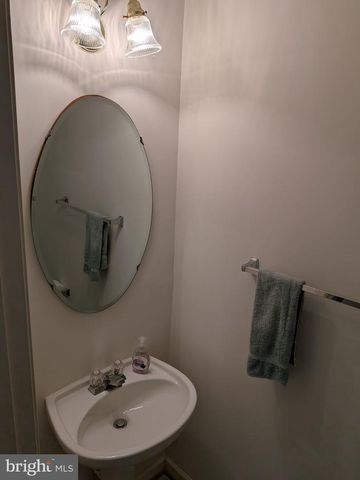 10015 GRASS MARKET CT, Fredericksburg, VA 22408