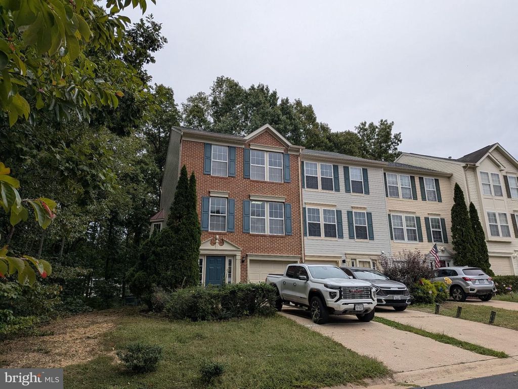 10015 GRASS MARKET CT, Fredericksburg, VA 22408