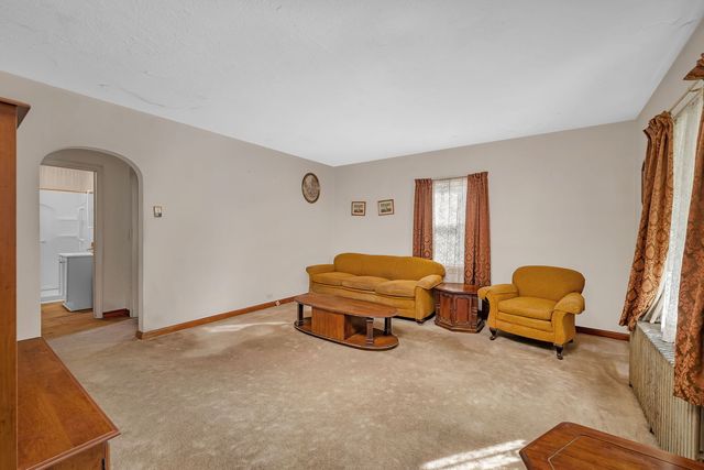 824 Harlow Avenue, Joliet, IL 60433