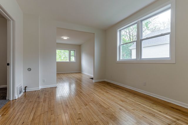2806 S 48th Court, Cicero, IL 60804