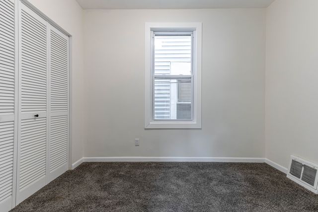 2806 S 48th Court, Cicero, IL 60804