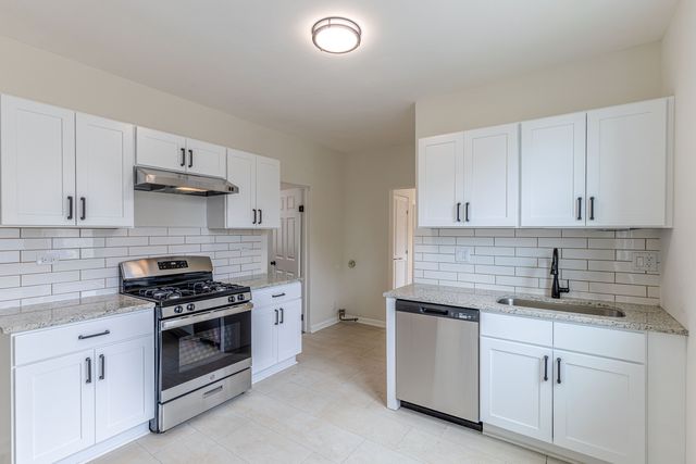 2806 S 48th Court, Cicero, IL 60804