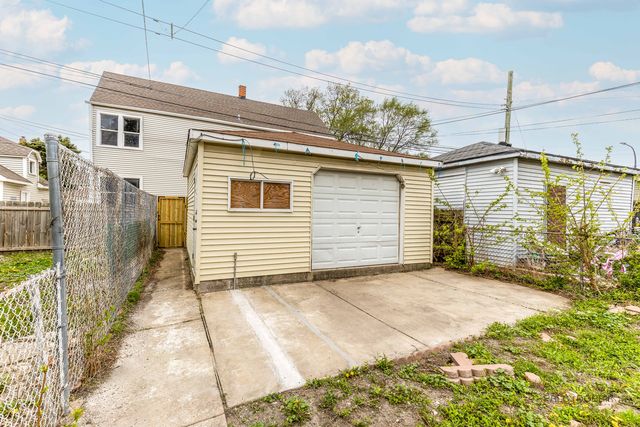2806 S 48th Court, Cicero, IL 60804