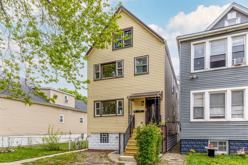 2806 S 48th Court, Cicero, IL 60804