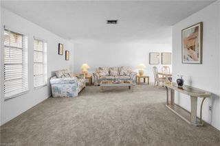 818 Monticello CT, Cape Coral, FL 33904