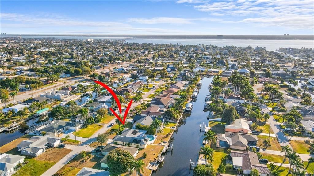 818 Monticello CT, CAPE CORAL, FL 33904 — exterior