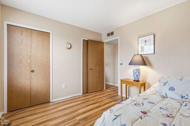 24649 N Meadow Road, Harrison Twp, MI 48045