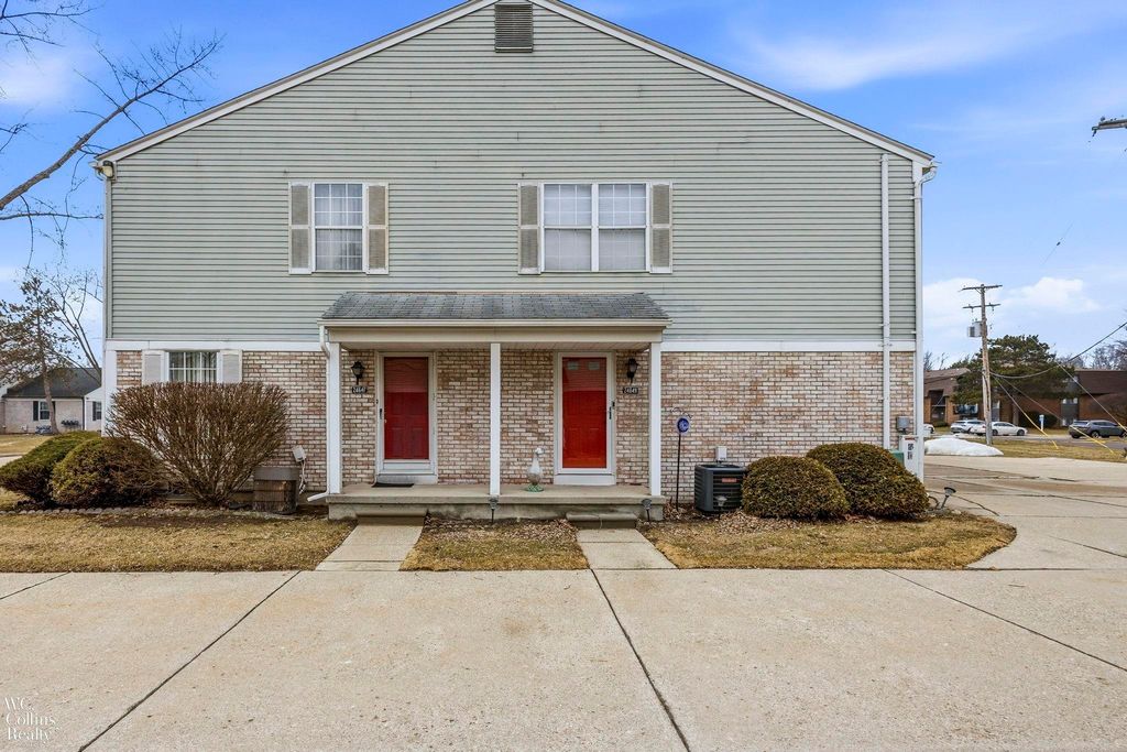 24649 N Meadow Road, Harrison Twp, MI 48045