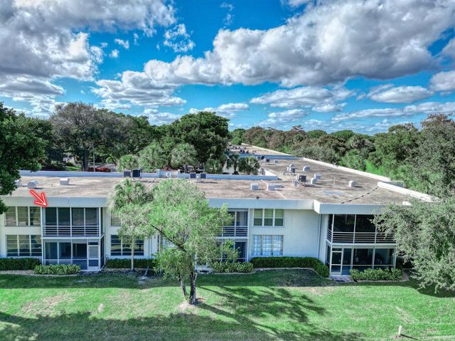 4007 N Cypress Drive 204, Pompano Beach, FL 33069