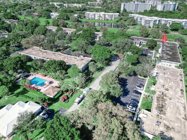 4007 N Cypress Drive 204, Pompano Beach, FL 33069