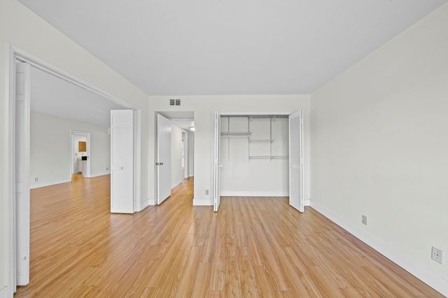 4007 N Cypress Drive 204, Pompano Beach, FL 33069