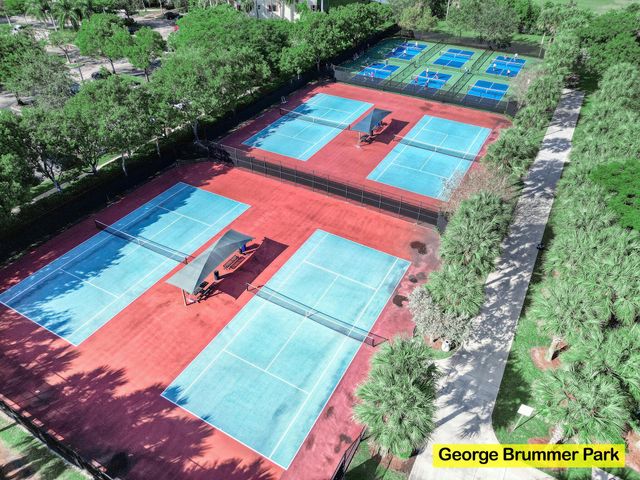 4007 N Cypress Drive 204, Pompano Beach, FL 33069