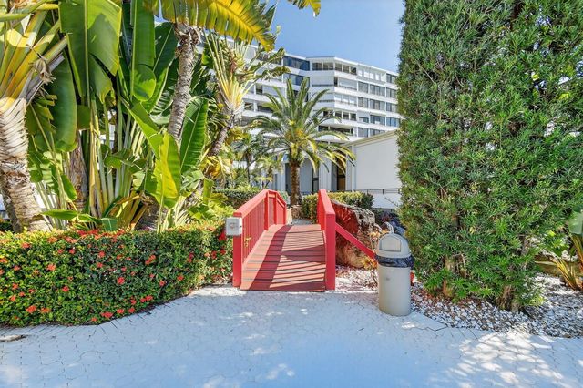 3589 S OCEAN Boulevard 909, South Palm Beach, FL 33480