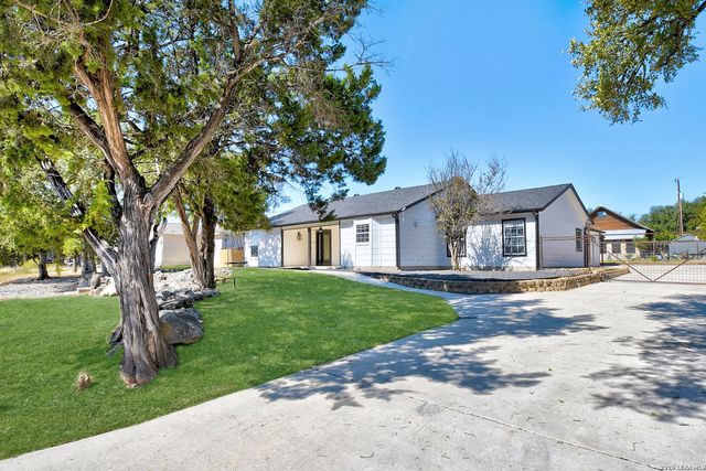 1265 BOB WHITE DR, Spring Branch, TX 78070