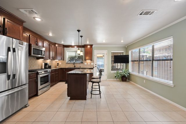2512 Brookhaven Drive, Mesquite, TX 75150