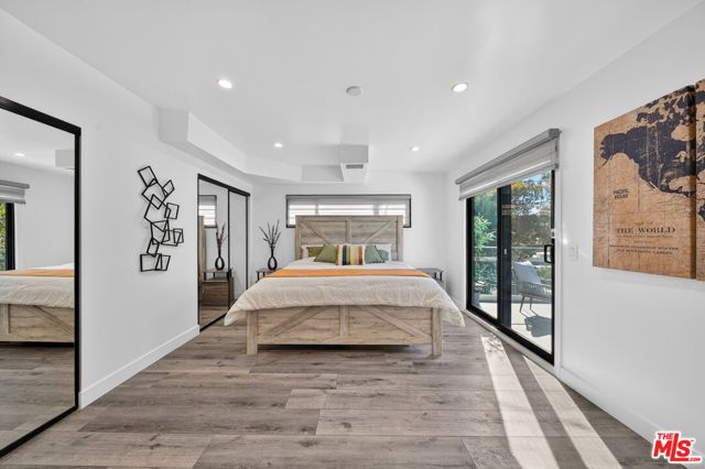 8960 Crescent Drive, Los Angeles, CA 90046