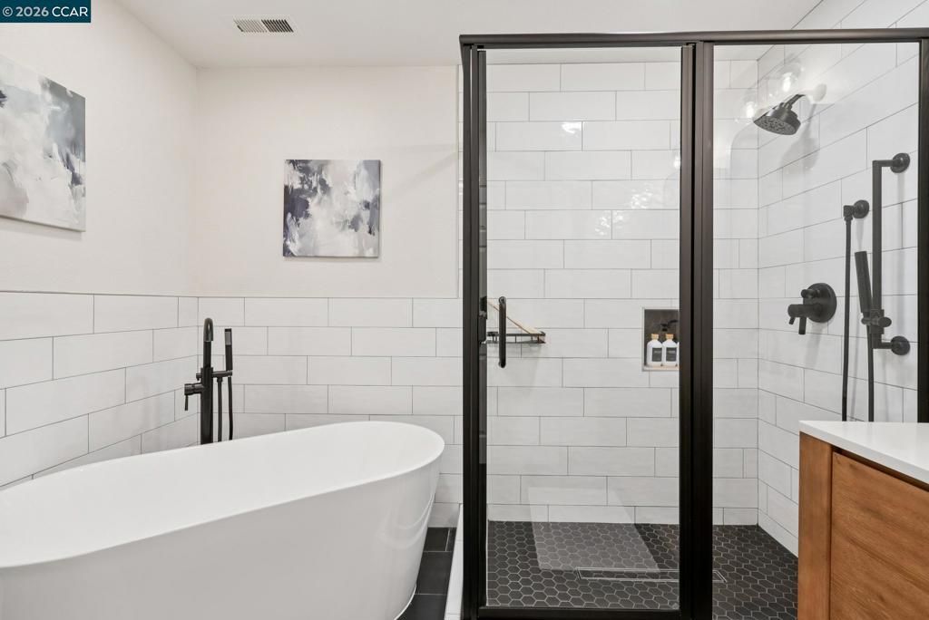 Image 20 of property listing at 538 538 Shelly Dr, Pleasant Hill, CA 94523