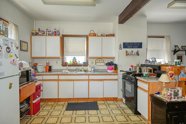 7 Prospect St, Woburn, MA 01801