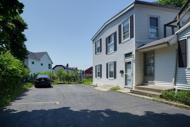 7 Prospect St, Woburn, MA 01801