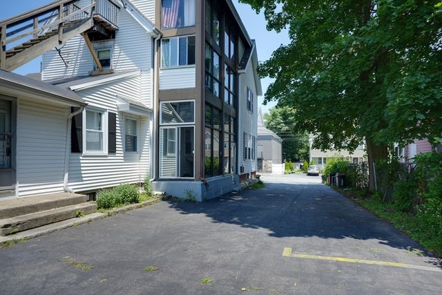 7 Prospect St, Woburn, MA 01801