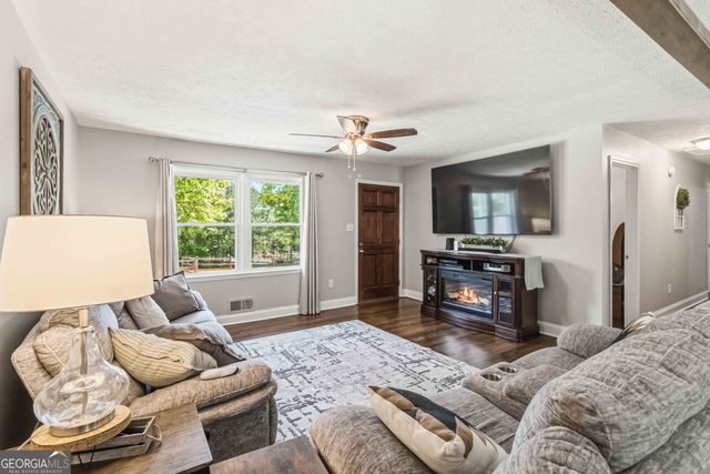 899 simmons Road, Social Circle, GA 30025