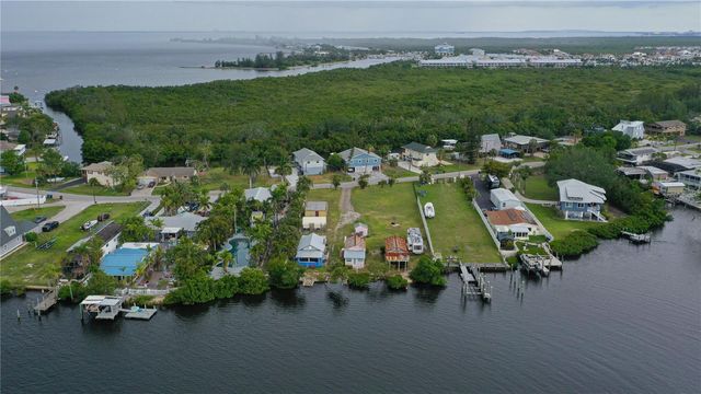 3312 W SHELL POINT ROAD, Ruskin, FL 33570