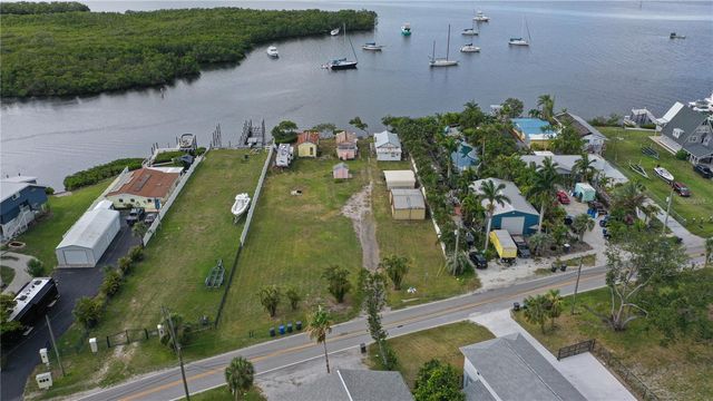 3312 W SHELL POINT ROAD, Ruskin, FL 33570