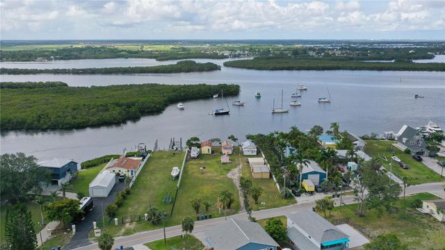 3312 W SHELL POINT ROAD, Ruskin, FL 33570
