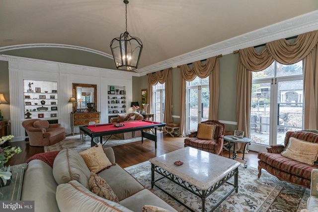132 PRETTY BROOK RD, Princeton, NJ 08540
