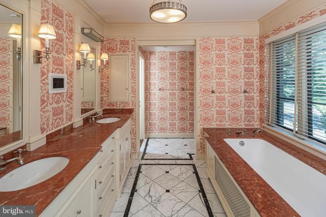 132 PRETTY BROOK RD, Princeton, NJ 08540