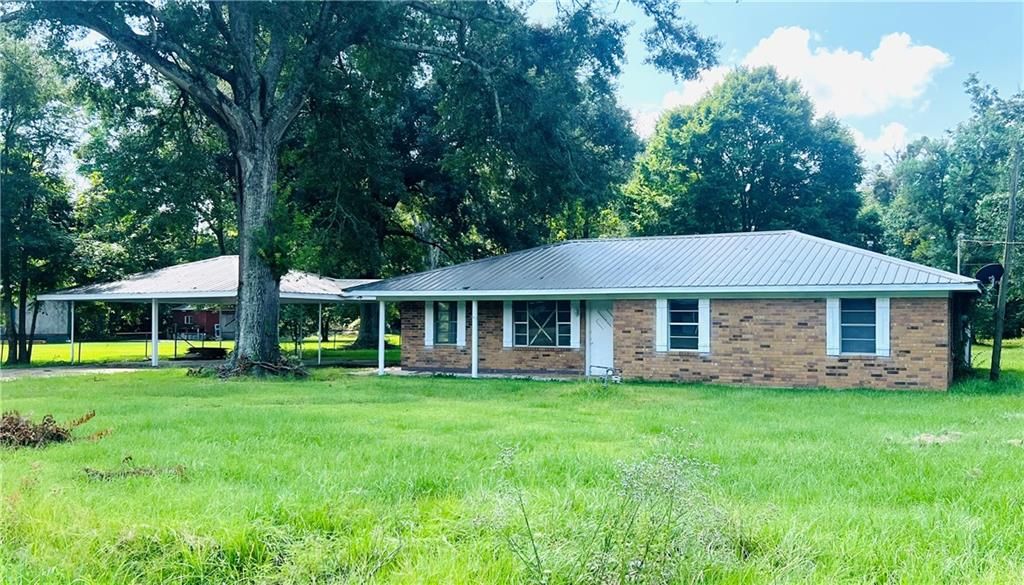 316 SPRING BAYOU Road, Marksville, LA 71351