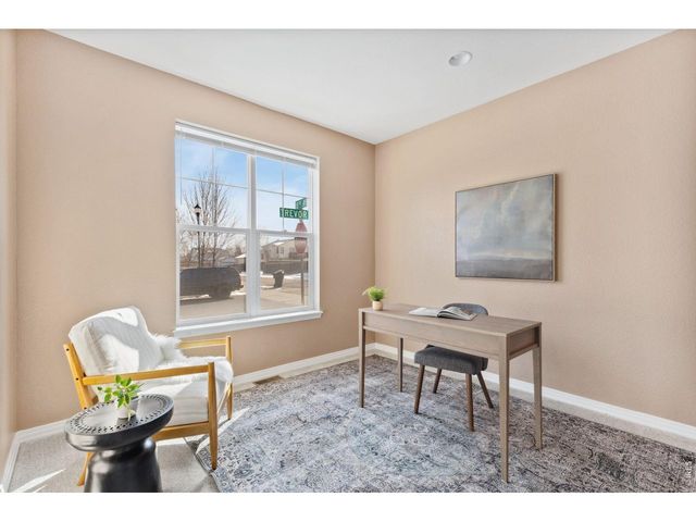 2104 18th Ave, Longmont, CO 80501