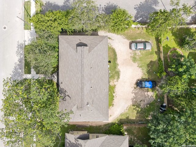 631 E ASHBY PL, San Antonio, TX 78212