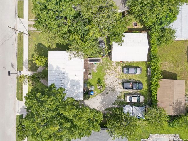 631 E ASHBY PL, San Antonio, TX 78212