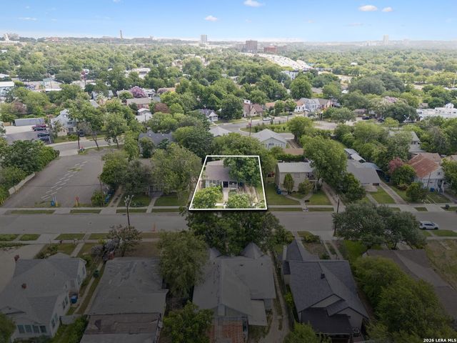631 E ASHBY PL, San Antonio, TX 78212
