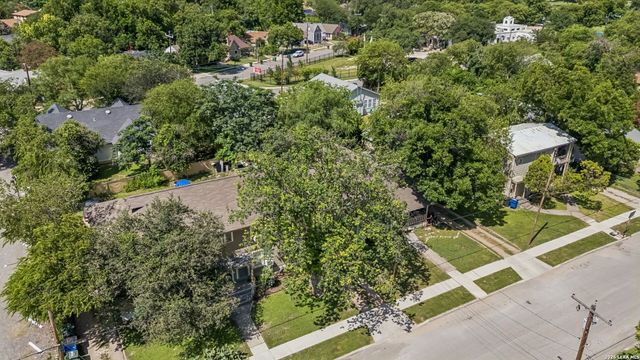 631 E ASHBY PL, San Antonio, TX 78212