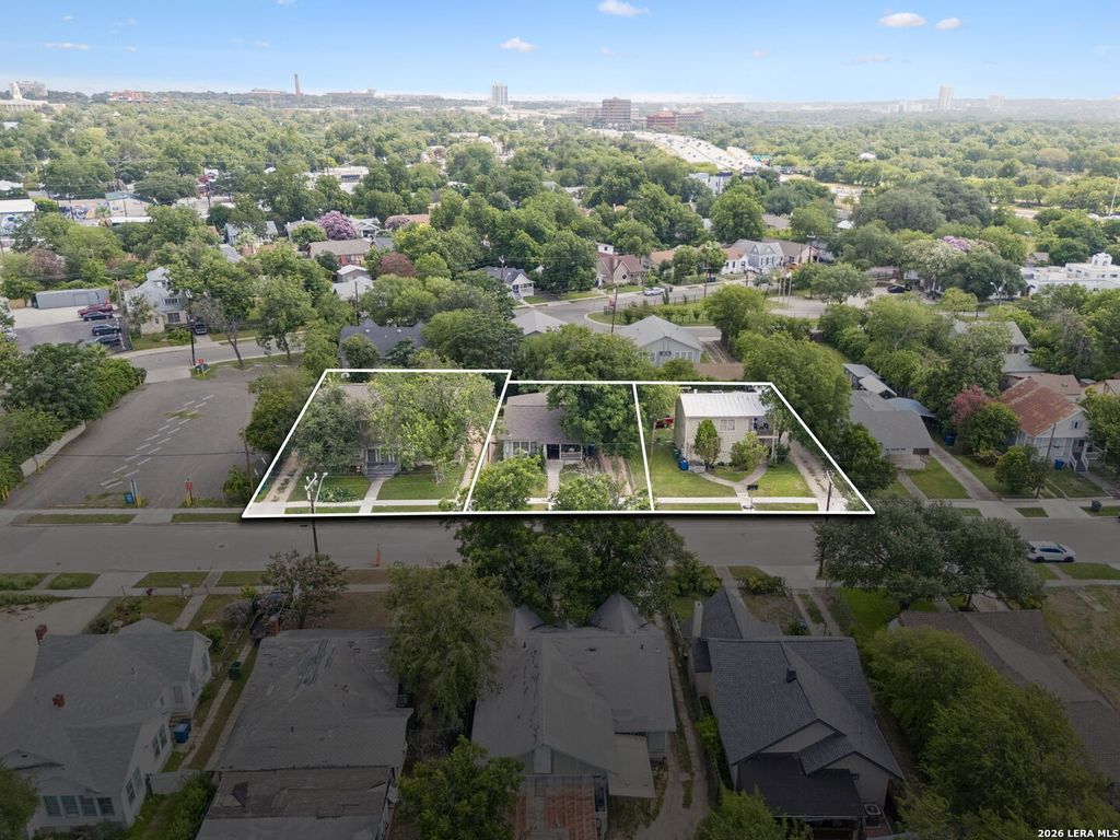 631 E ASHBY PL, San Antonio, TX 78212