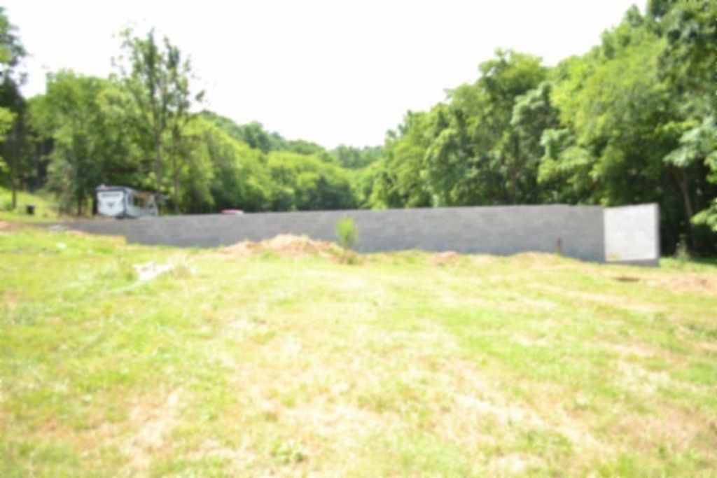 425 Baugh Hollow Ln, Gainesboro, TN 38562