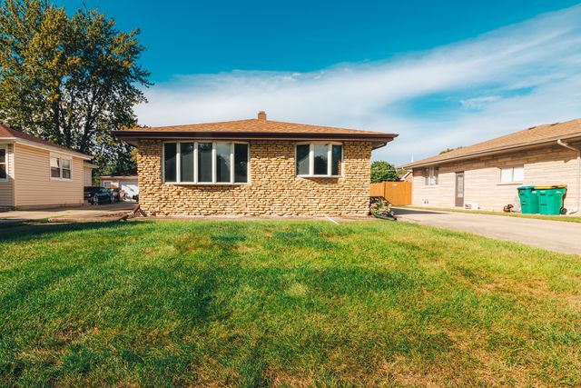2307 Douglas Street, Joliet, IL 60435
