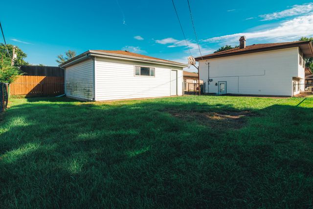 2307 Douglas Street, Joliet, IL 60435