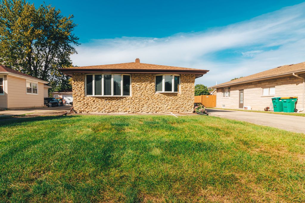 2307 Douglas Street, Joliet, IL 60435 — photo 2